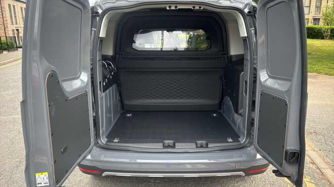 Ford Transit Connect 240 L1 Petrol 1.5 EcoBoost PHEV 150 Active FlexCab Van Auto - Image 12